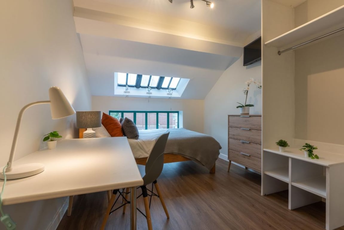 Flat 12 Shiners Yard, 123 Jesmond Road