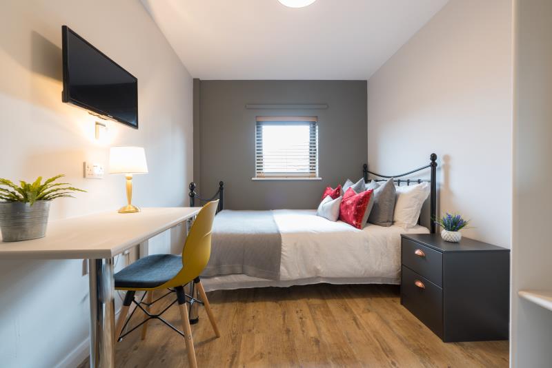 Flat 6, Byron Lofts
