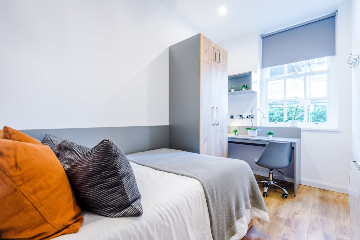 Flat 2, A Jesmond View