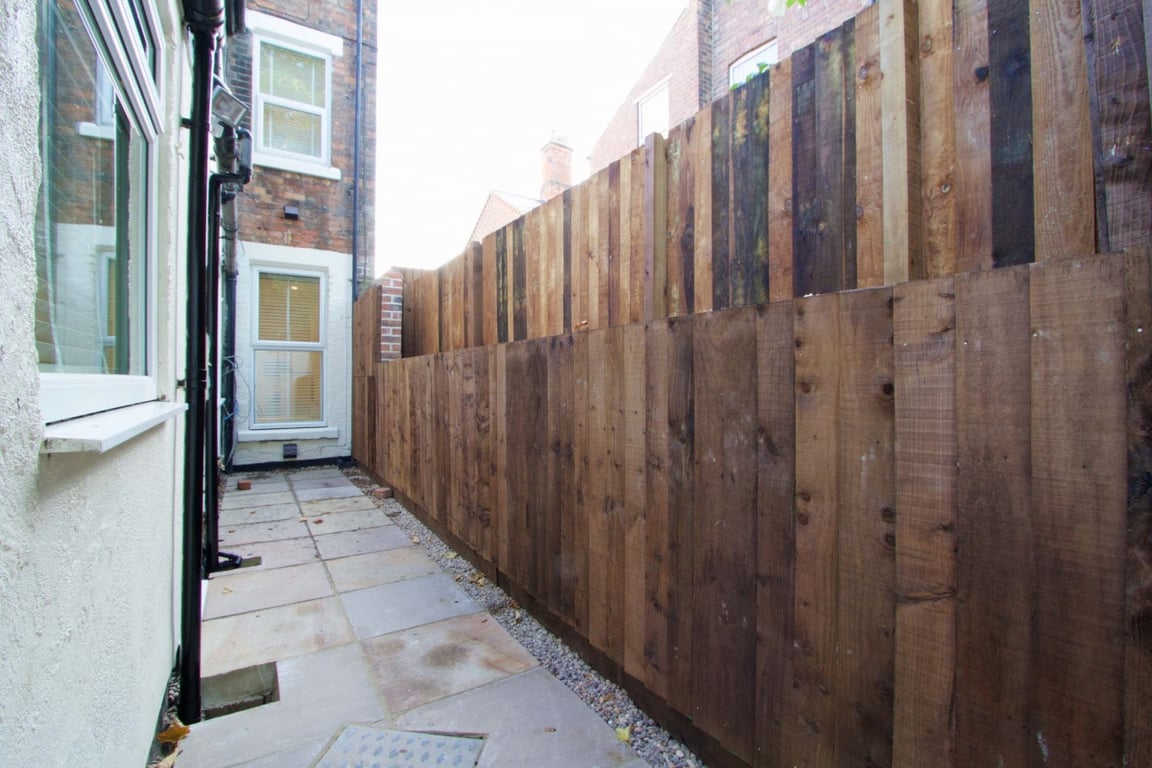 30 Newstead Grove