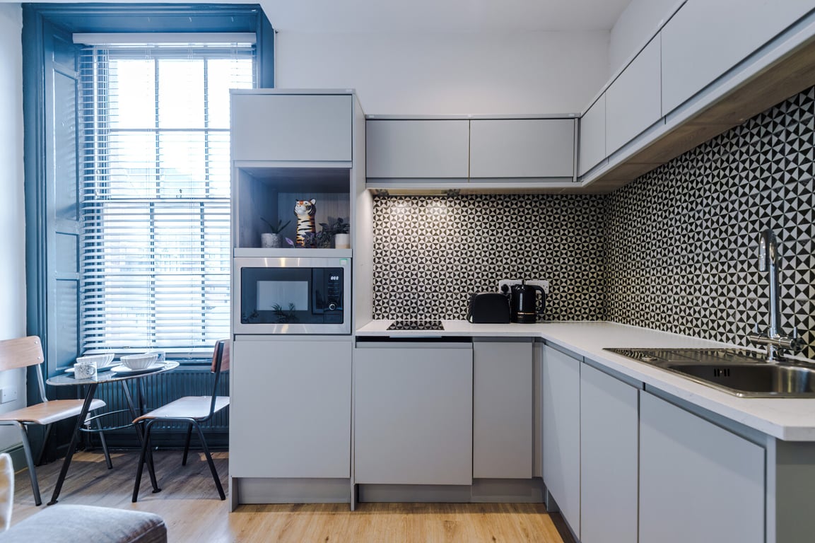 Flat 6, 1a Rodney Street