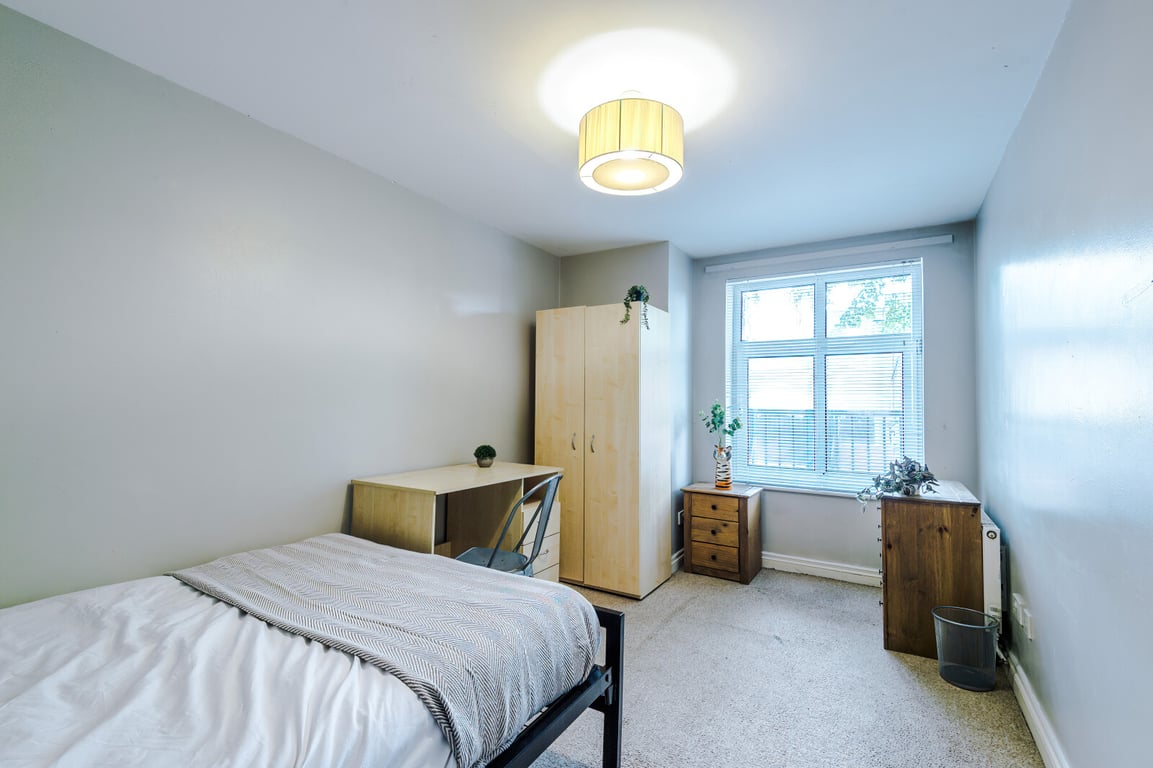 Flat 4, Newton House