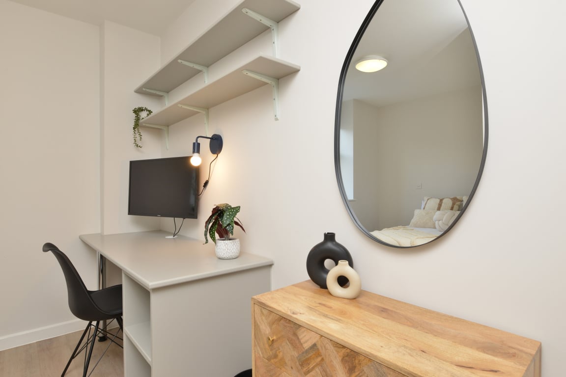 Flat 4, Isca Lofts
