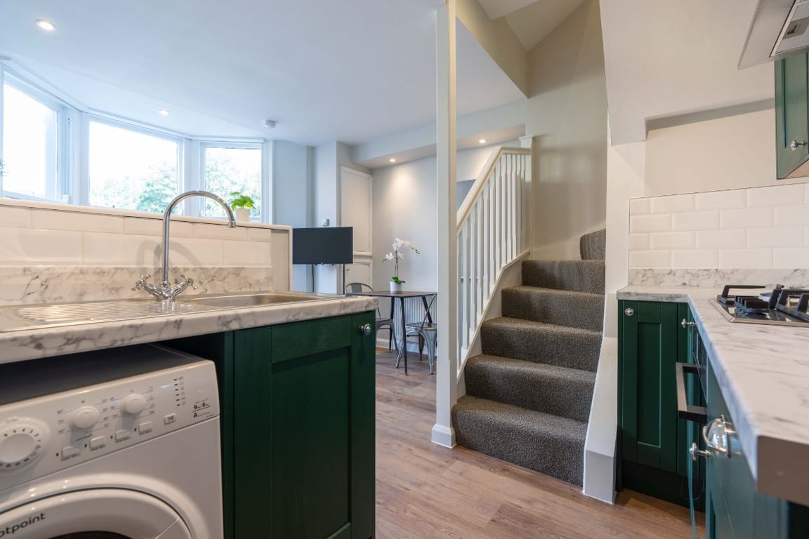 Flat 1 20 Kimberley Gardens