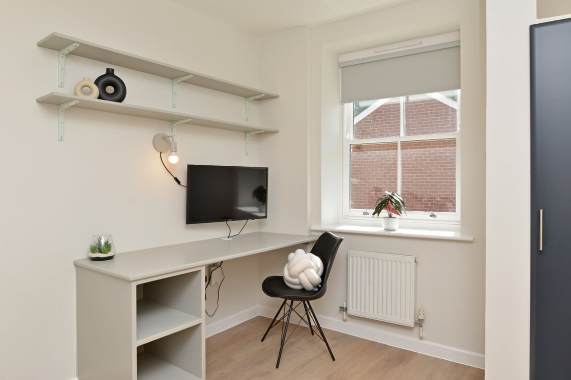 Flat 8, Isca Lofts