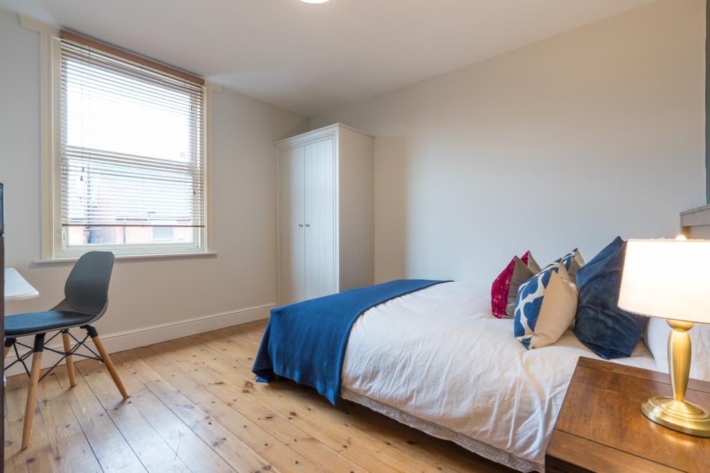 60 Teversal Avenue