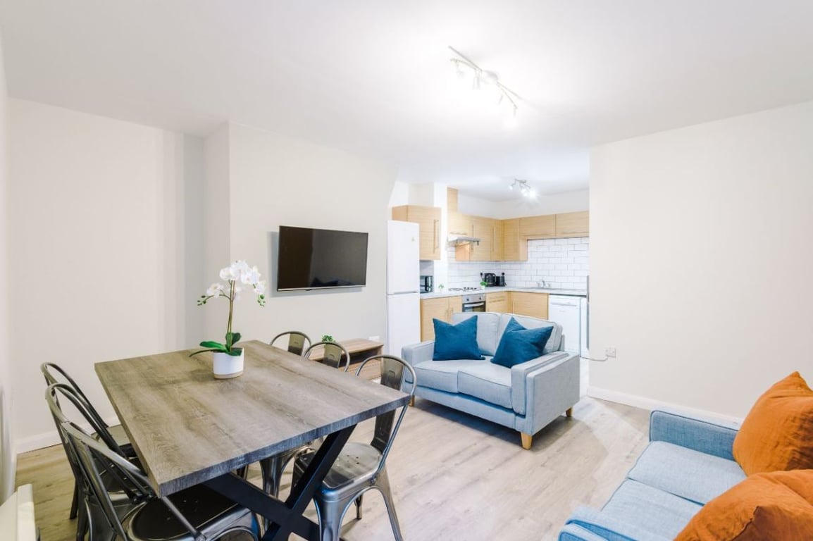 5 Mildmay Road