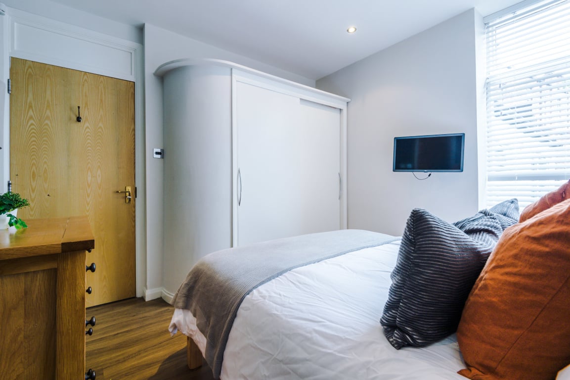 Flat 1, 2 Osborne Avenue