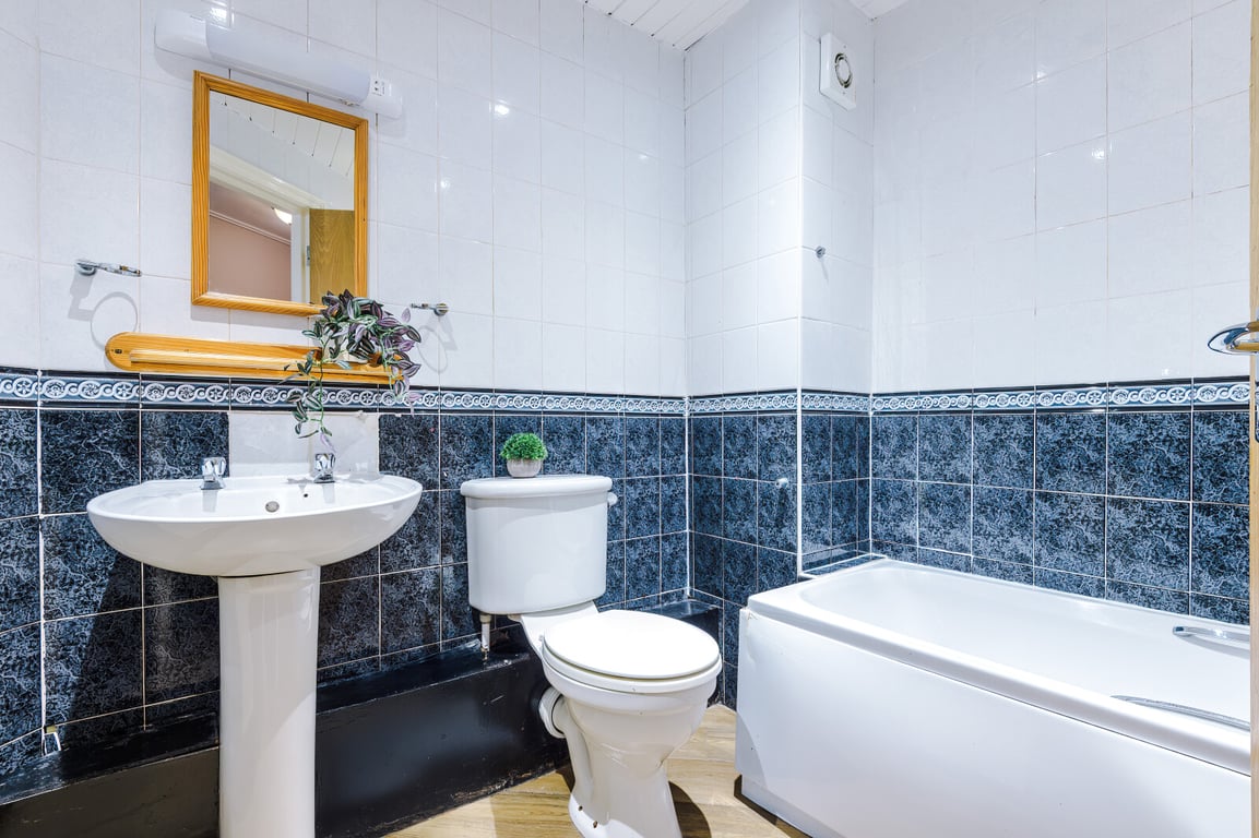 Flat 13, Lowry House