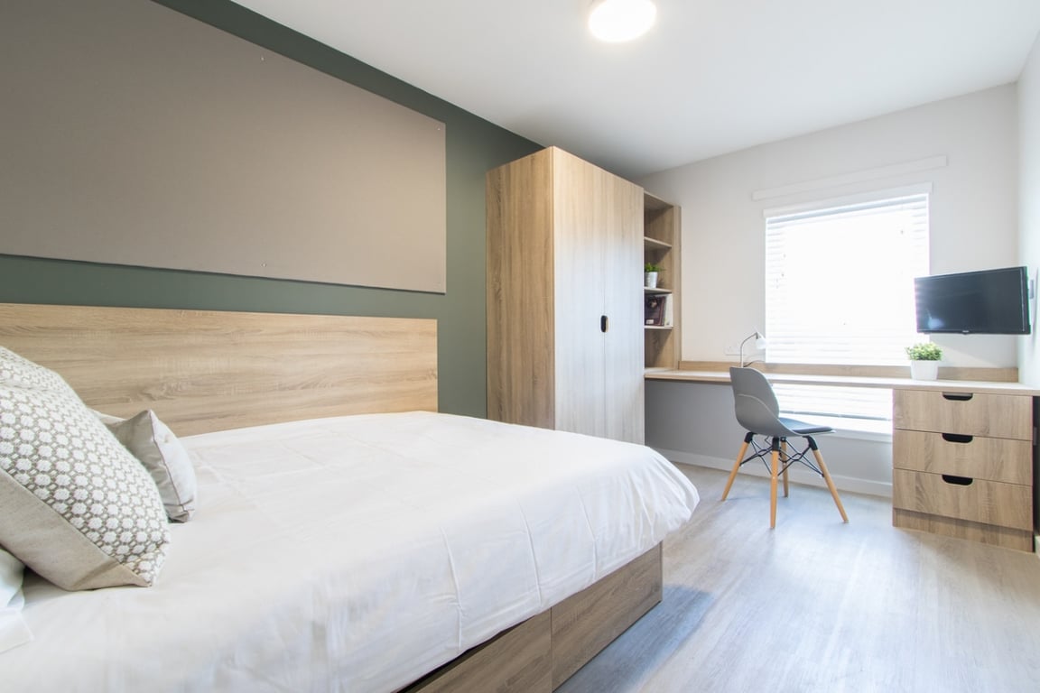 Flat 3, 6 Morrison Circus