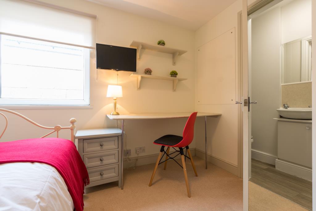 111a Richmond Road