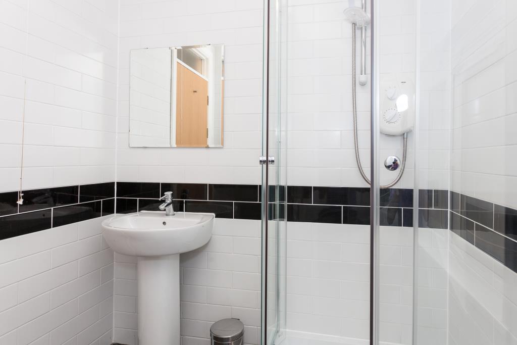 2 Rhymney Terrace