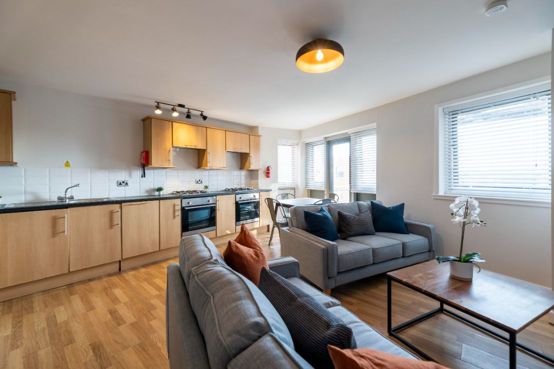 Flat 3 The Square, 1 Falconar Street