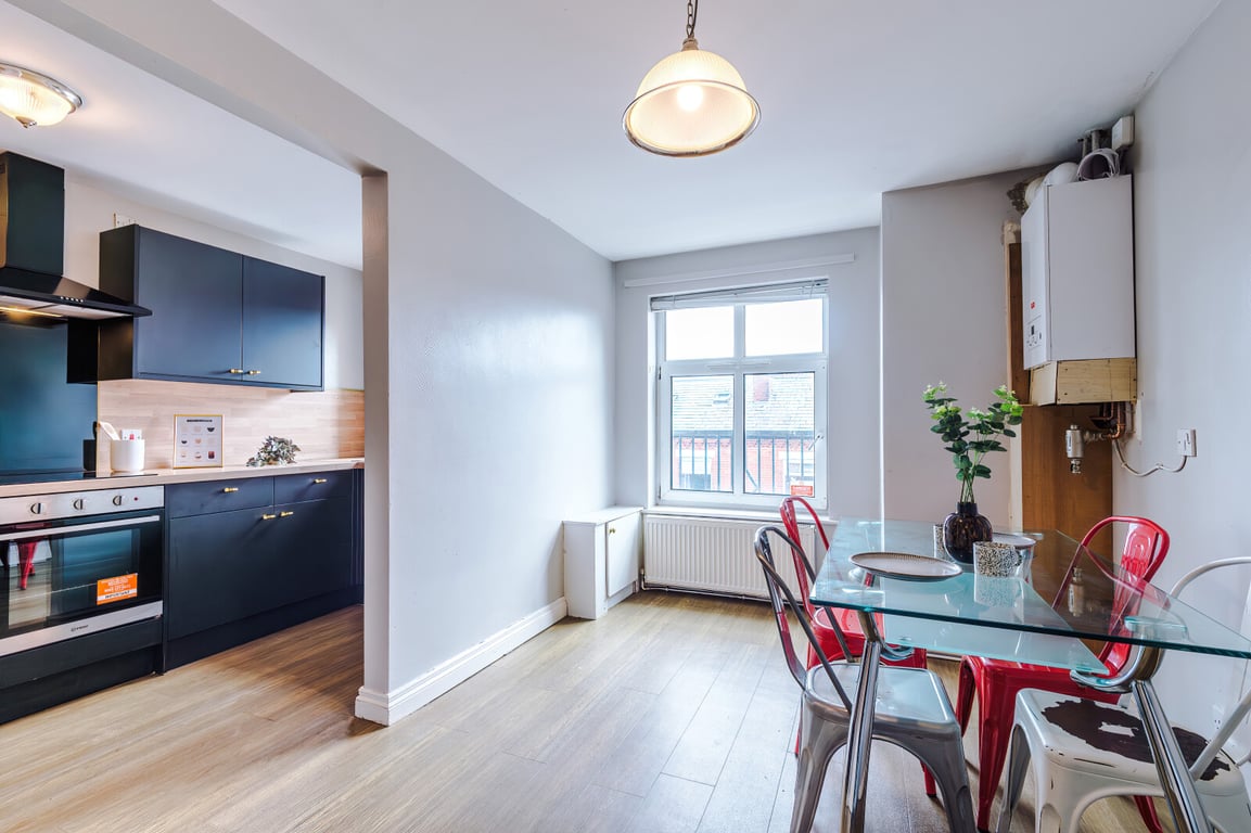 Flat 13, Lowry House