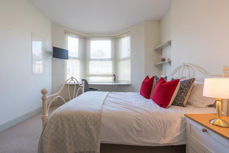 75 Colum Road