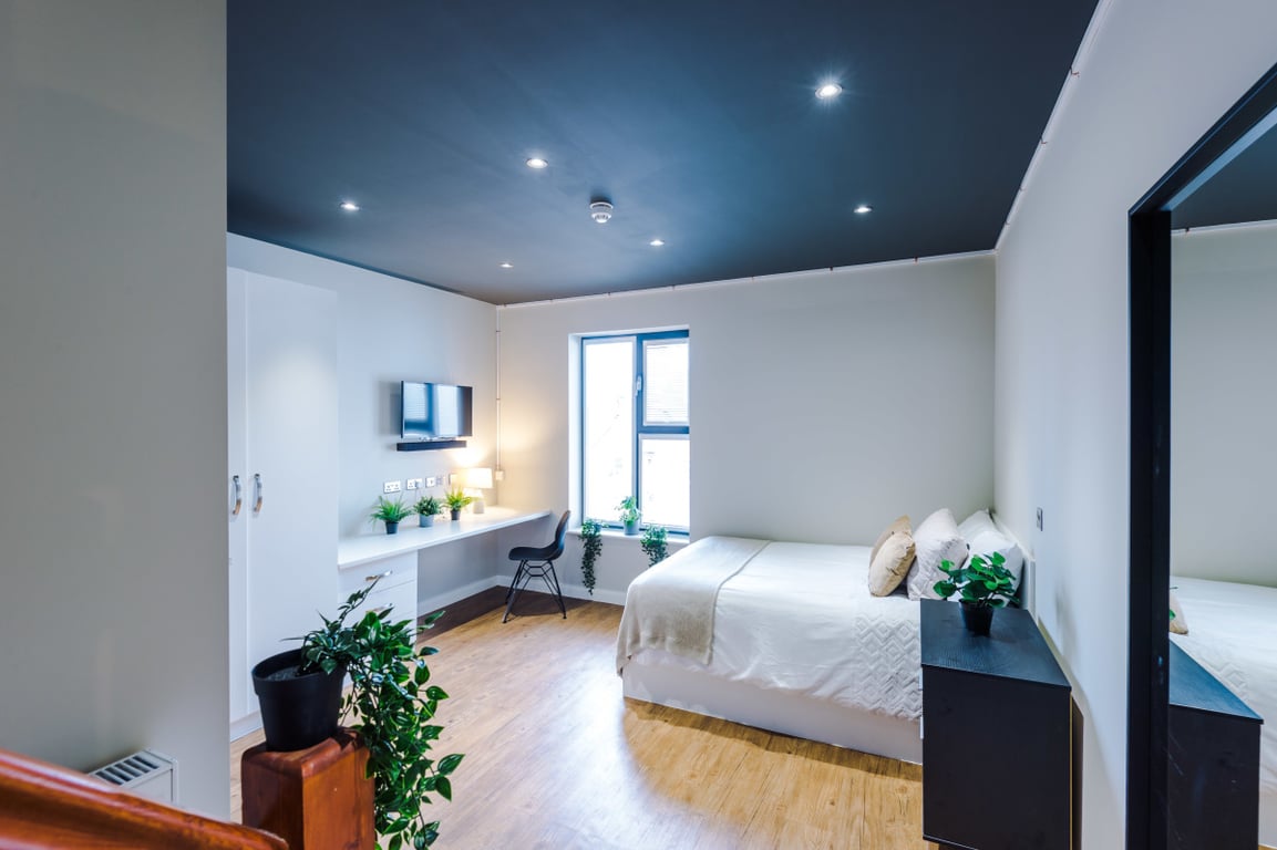 Flat 11, 160 Upper New Walk