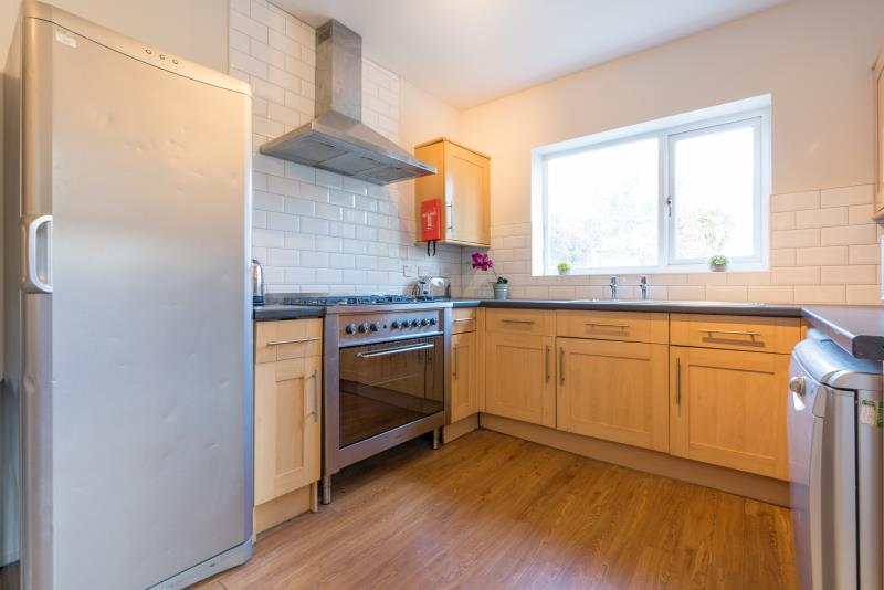 15 Canterbury Road
