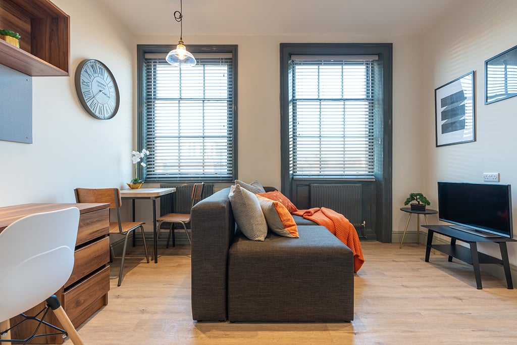 Flat 8, 76 Mount Pleasant