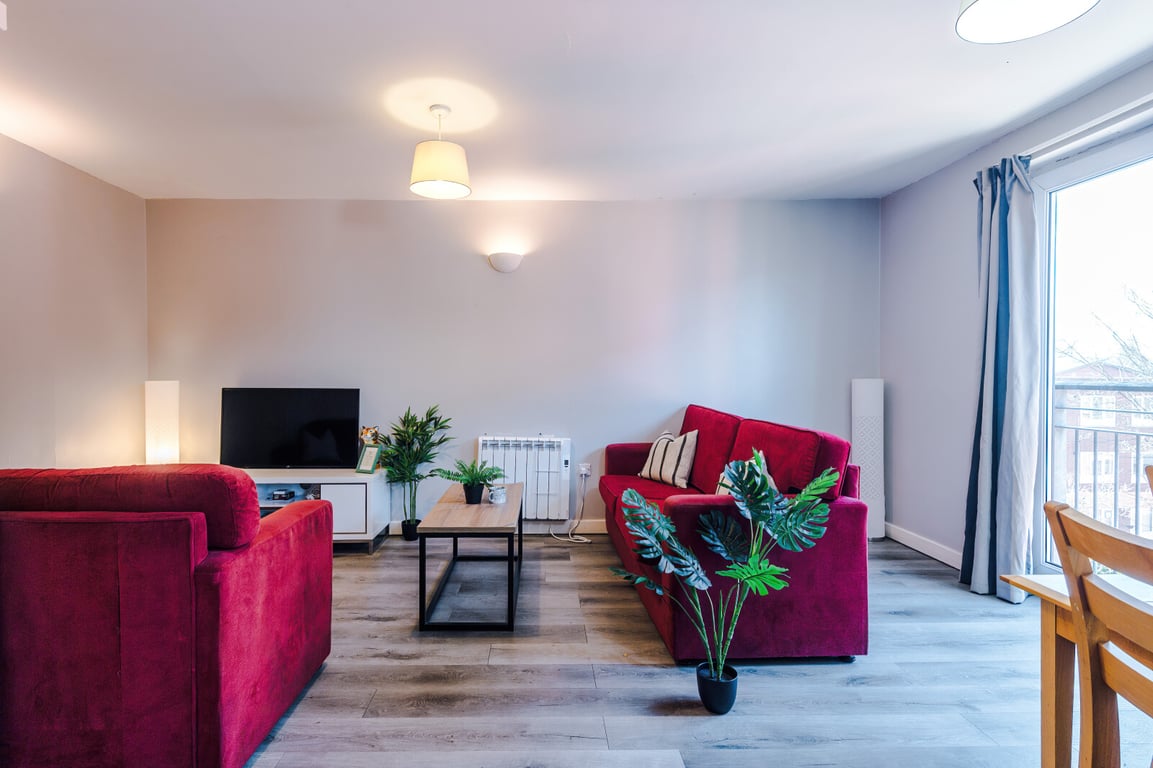 Flat 18, Mayfair Court