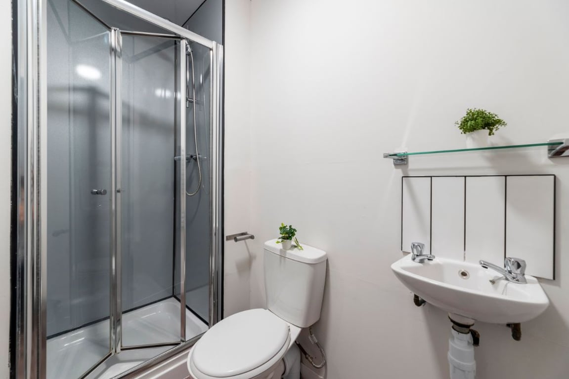 Flat 4 29 Trewhitt Road