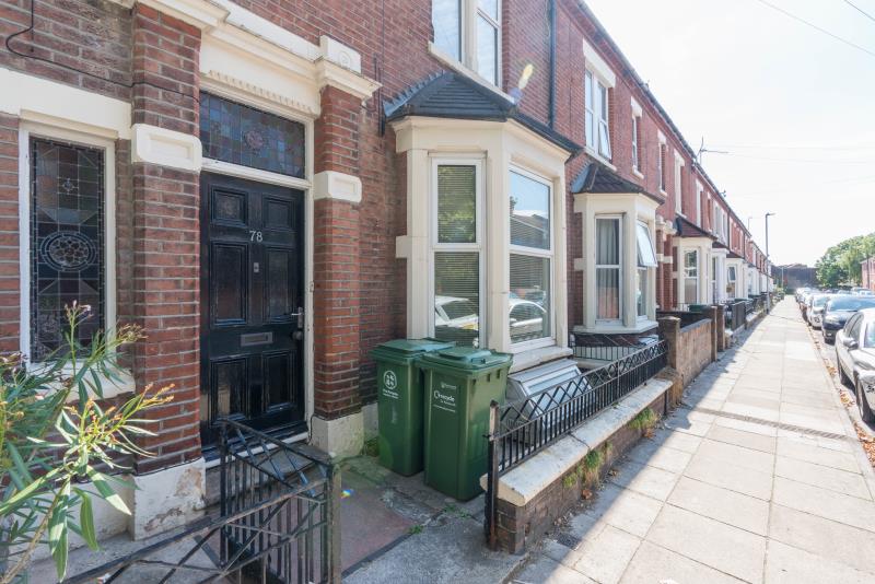 78 Britannia Road North