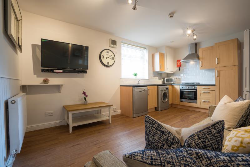 49a Colum Road
