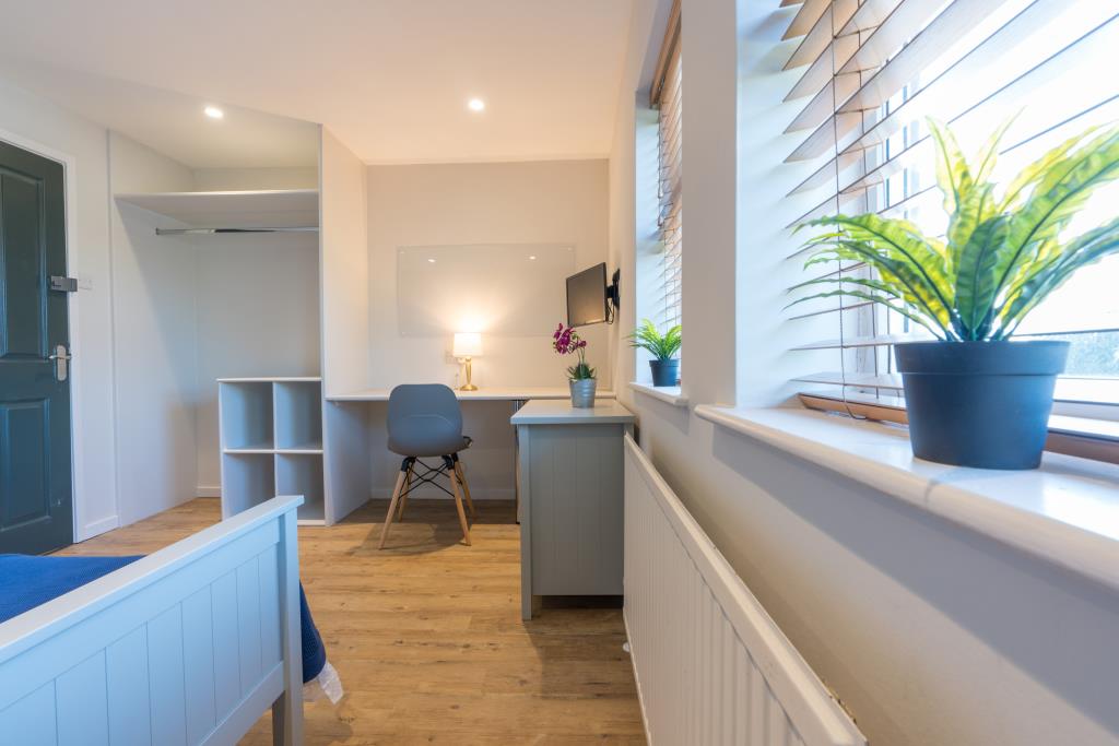 17a Larkdale Street