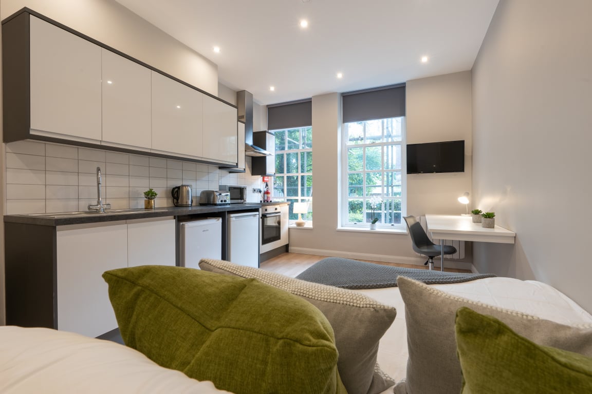Studio 10, A Jesmond View