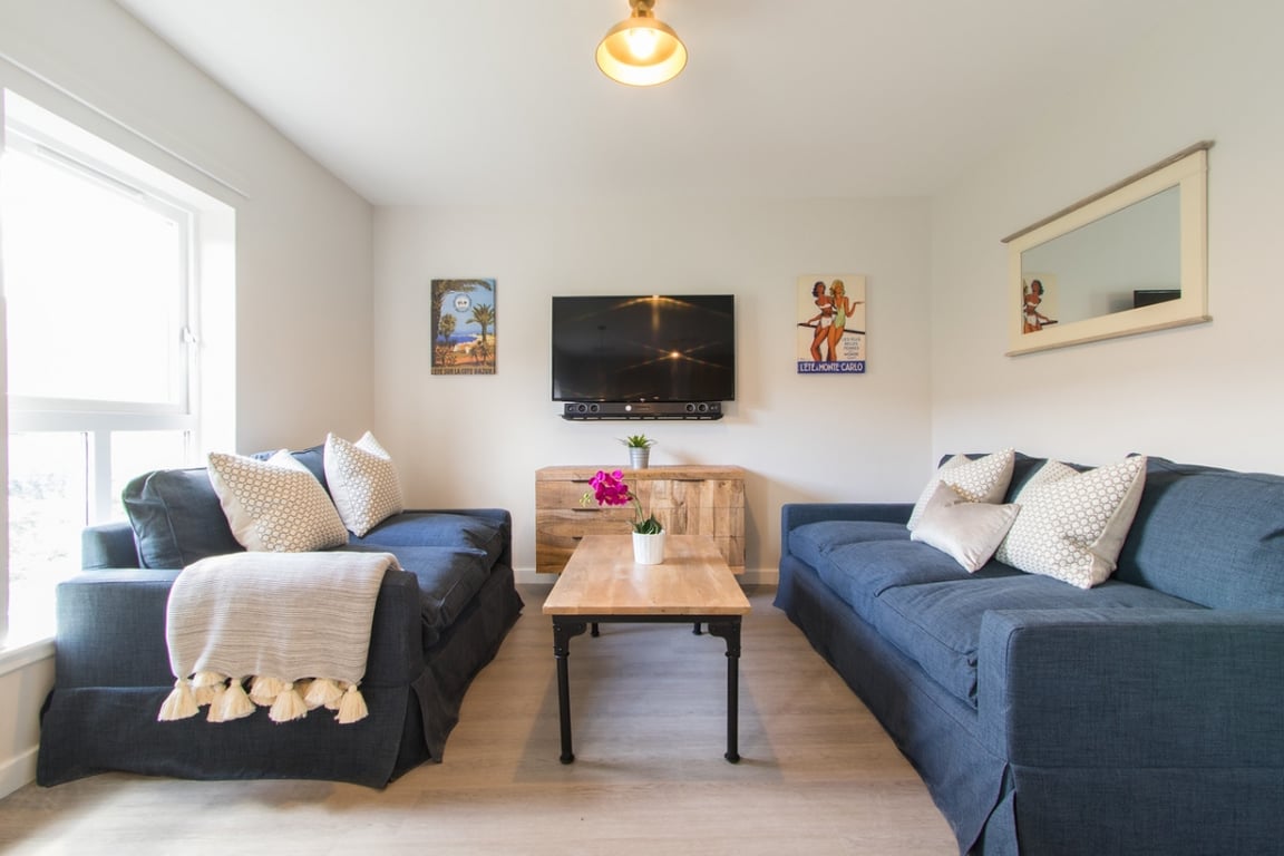Flat 1, 6 Morrison Circus