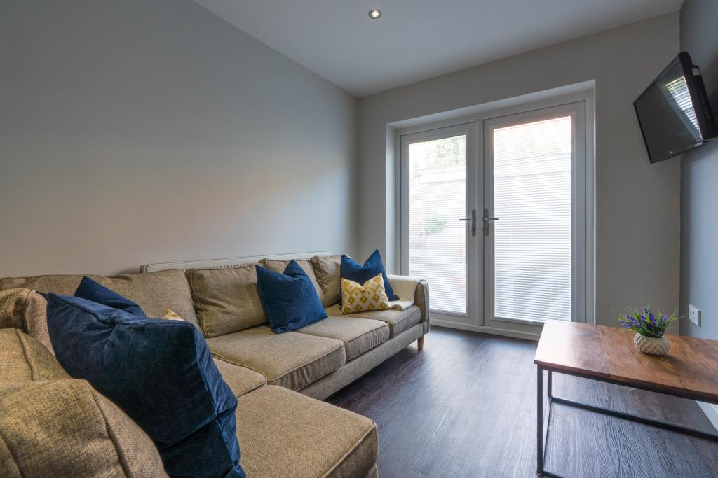 2 Rhymney Terrace