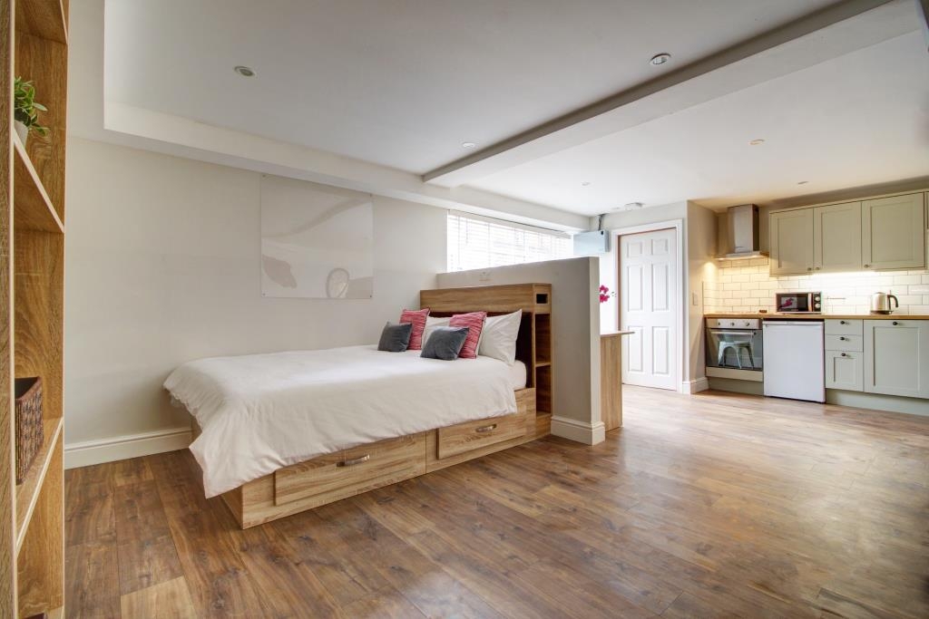 Flat A, Park View