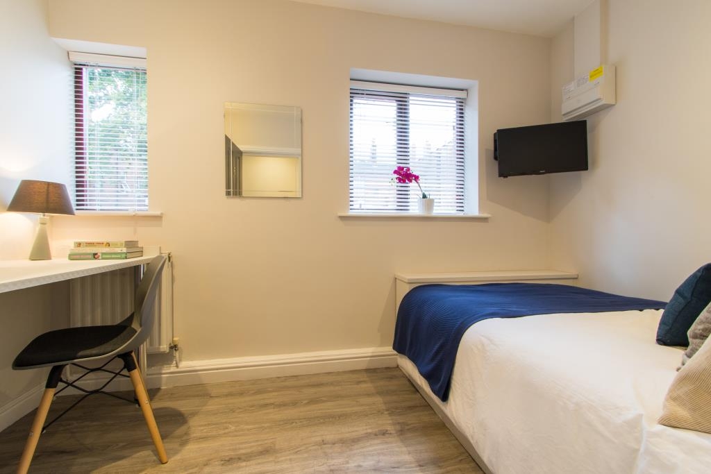 Flat 2, Victoria Court Mews