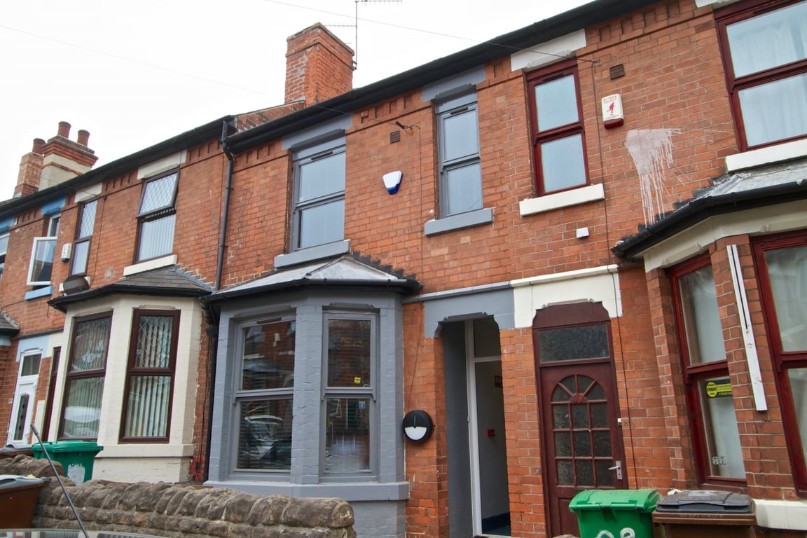 87 Kimbolton Avenue