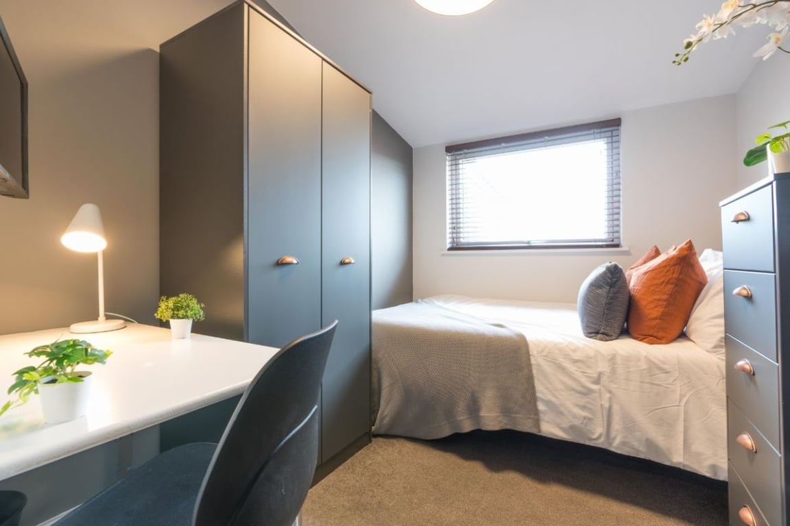 Flat 8 Kielder House, 55-59 Osborne Road