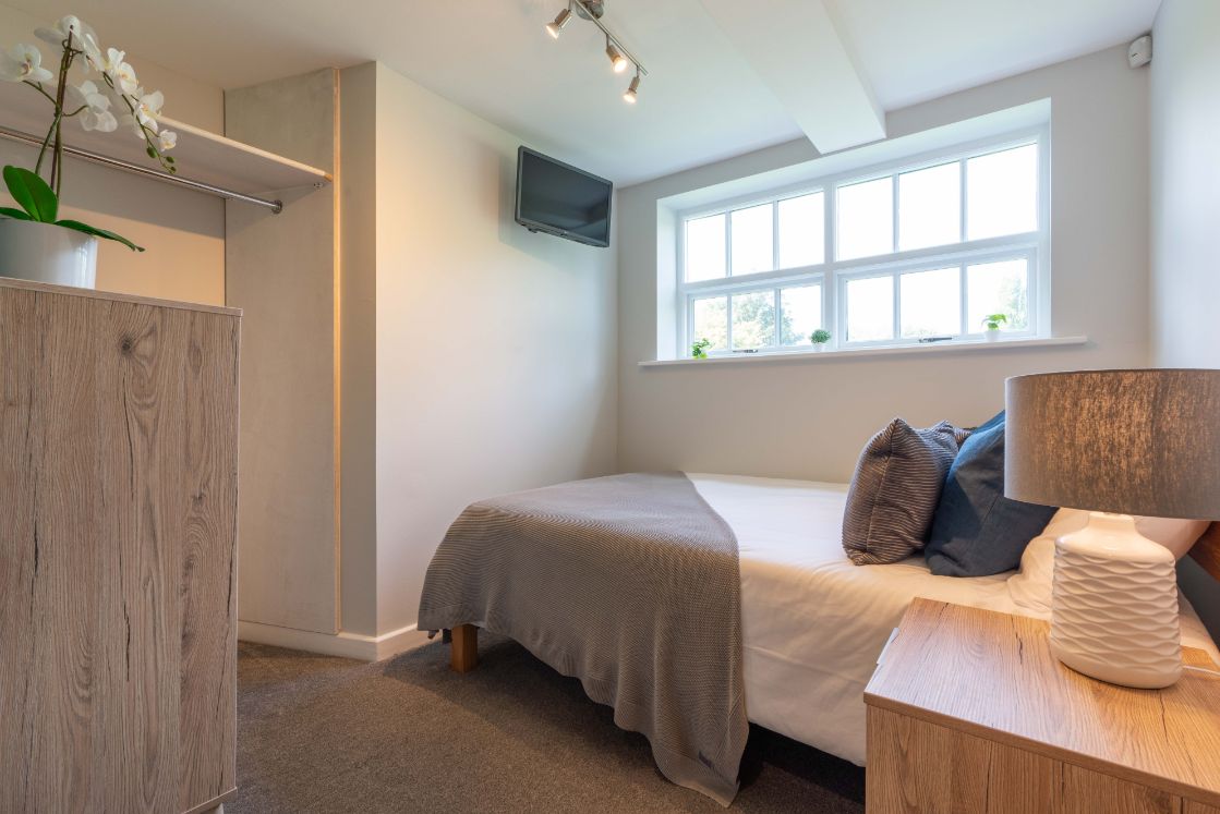 Flat 6 Shiners Yard, 123 Jesmond Road