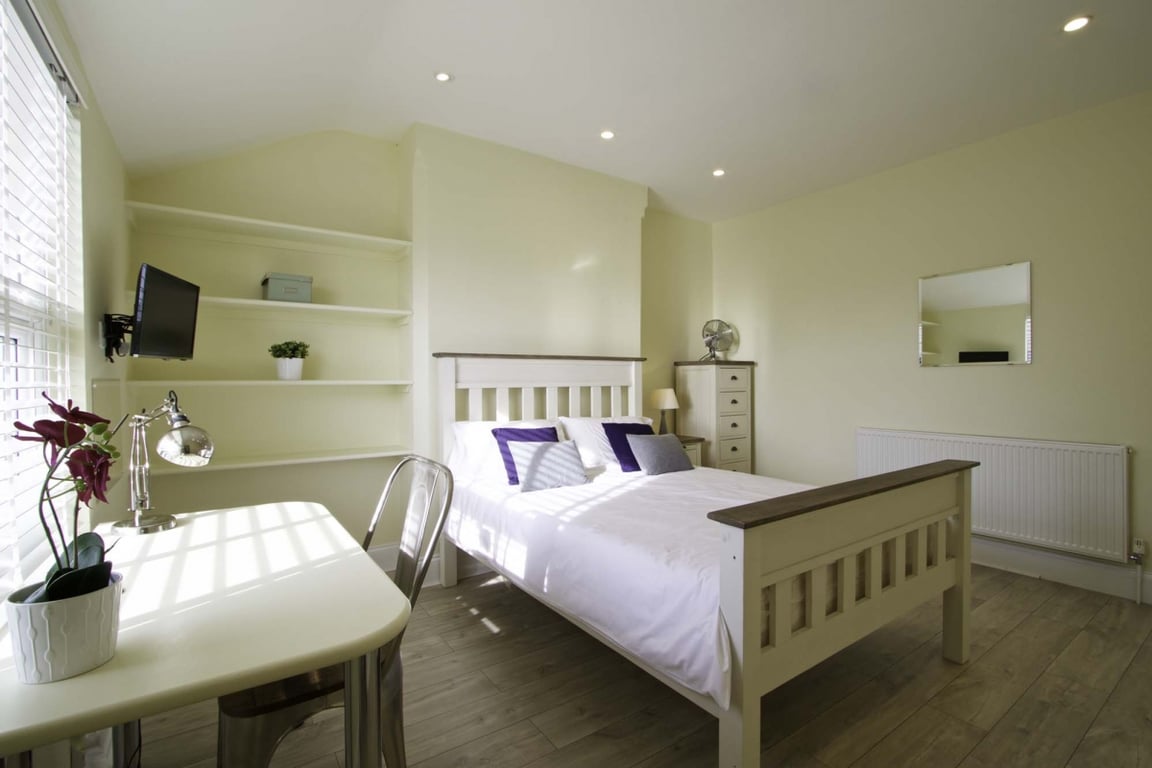 5 Newstead Grove