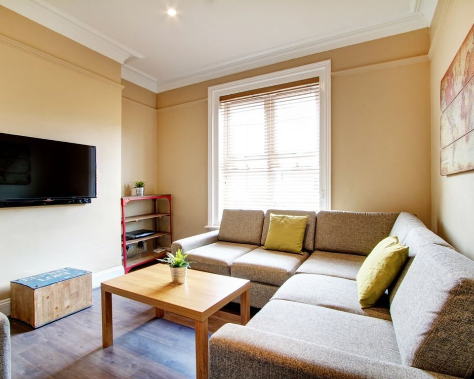 2 Hawthorne Terrace