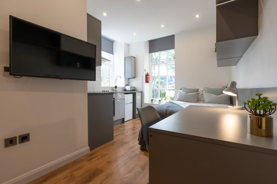 Studio 7, A Jesmond View