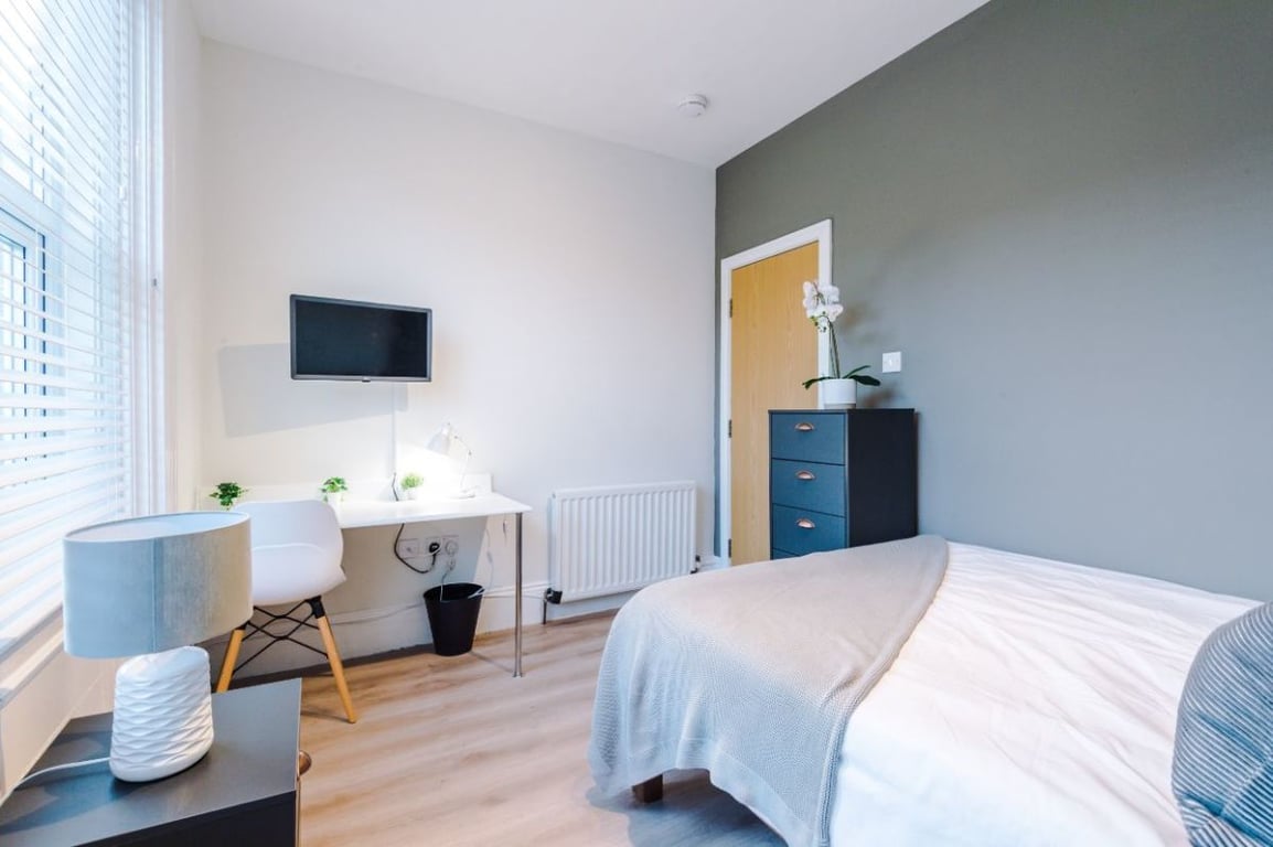 22 Tavistock Road