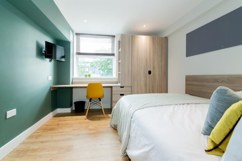 Flat 2, 42 Bankfield Road