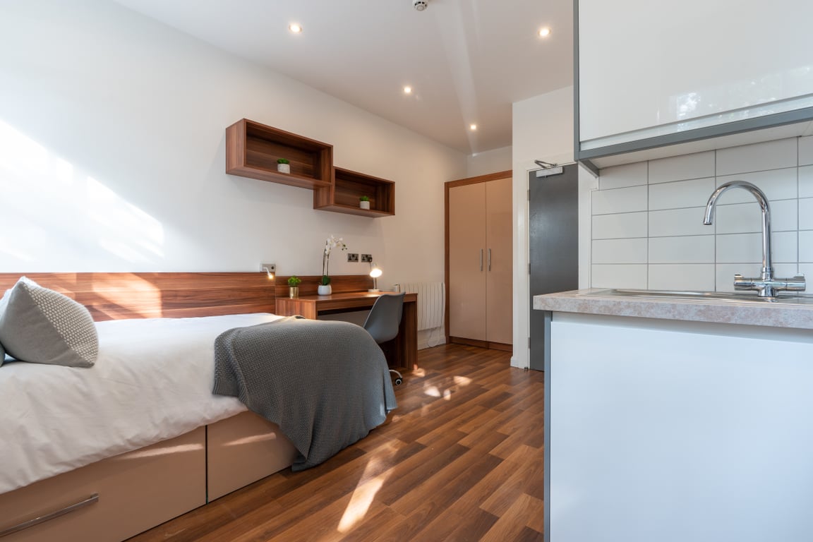 Studio 8, A Jesmond View