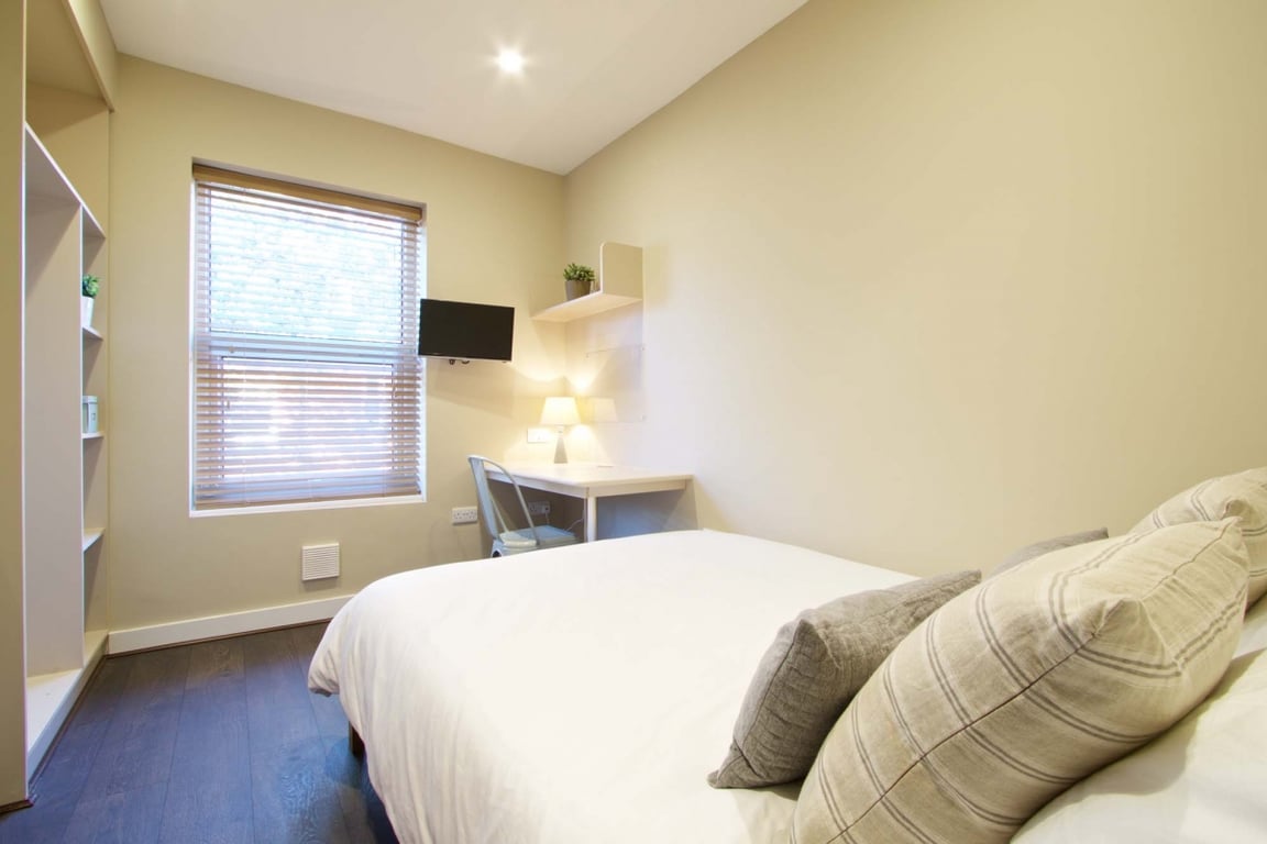 25 Hessle Terrace