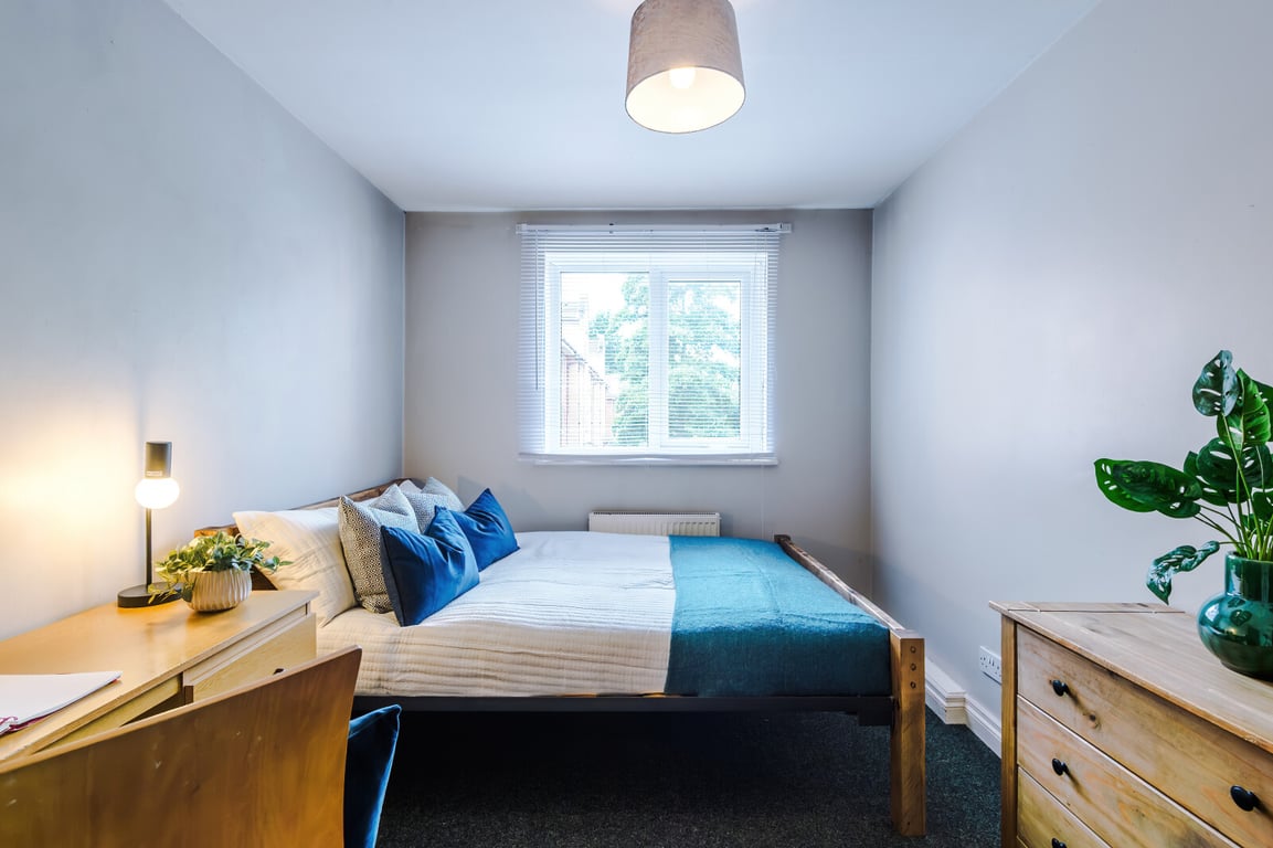 Flat 2, Rylands House