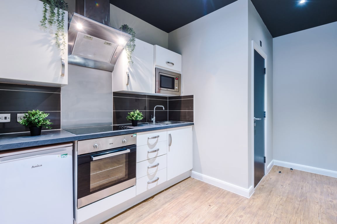 Flat 5, 160 Upper New Walk