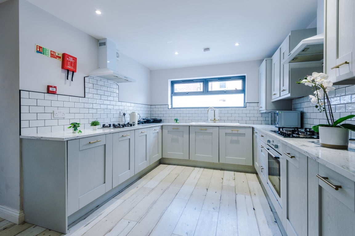 66 Woodcroft Road