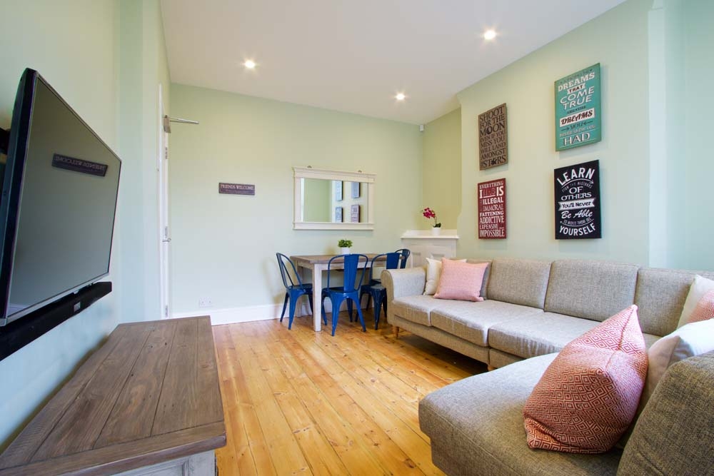 7 Newstead Grove