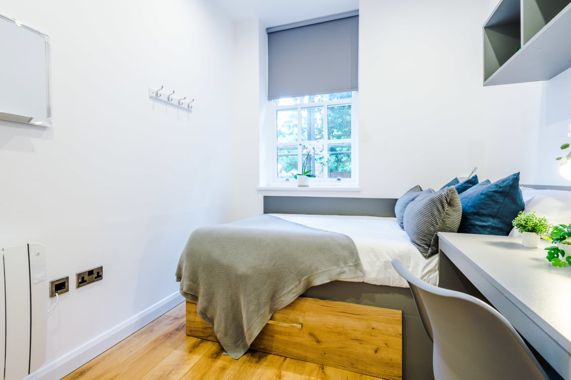 Flat 2, A Jesmond View