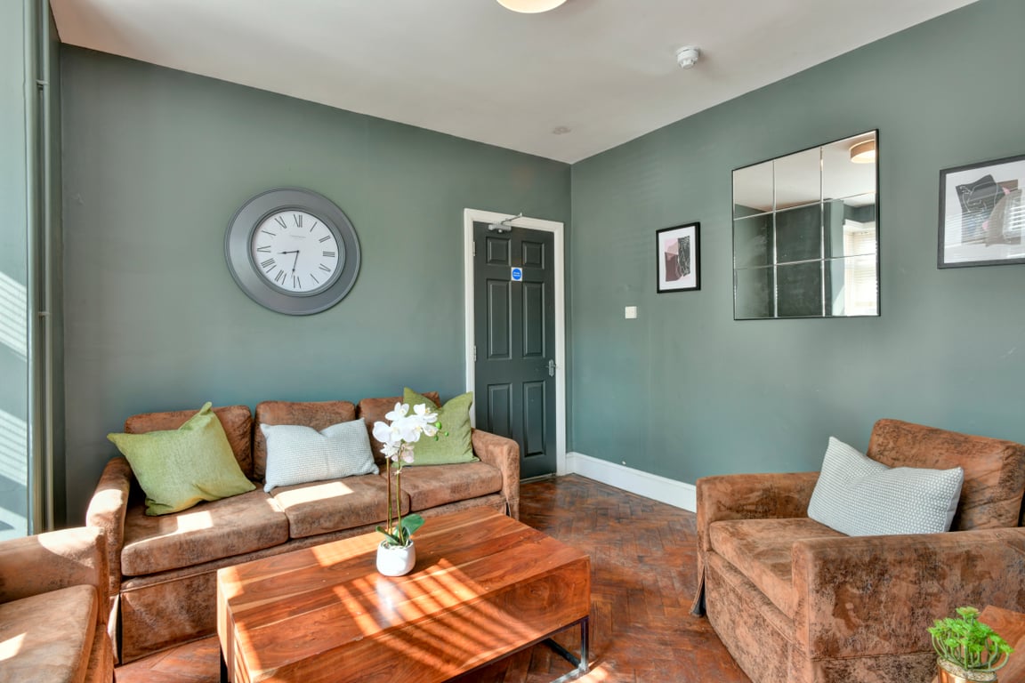 5 Wrentham Estate, Old Tiverton Road