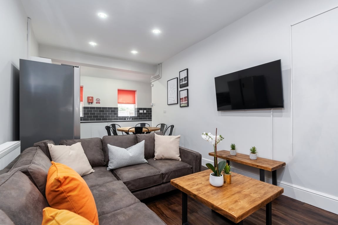 2 Lombard Grove