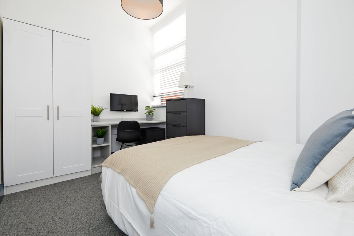 Flat 14, Shoe & Boot Factory